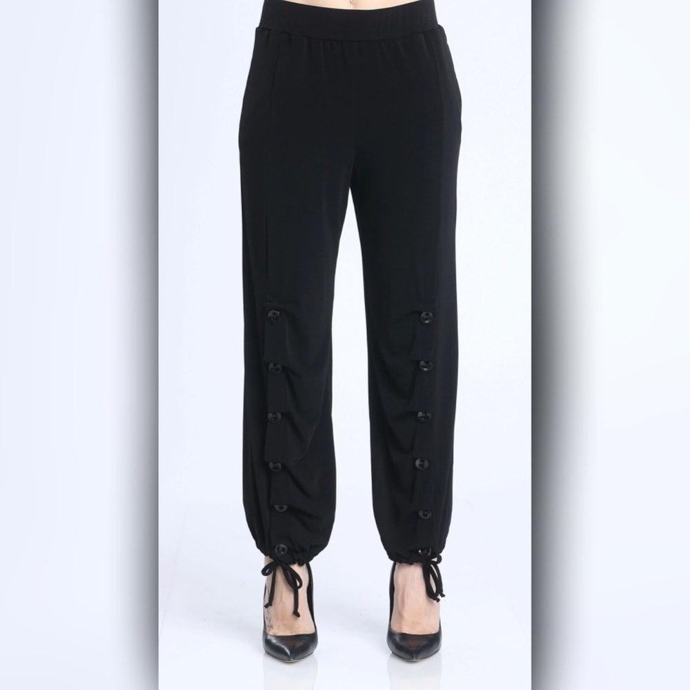 I.C. By Connie K Women Black Casual Pants